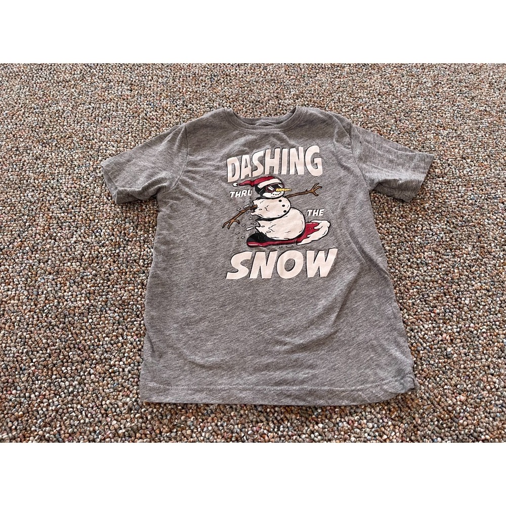 North Pole Trading Co Boys Dashing Thru The Snow T-Shirt Size 4/5